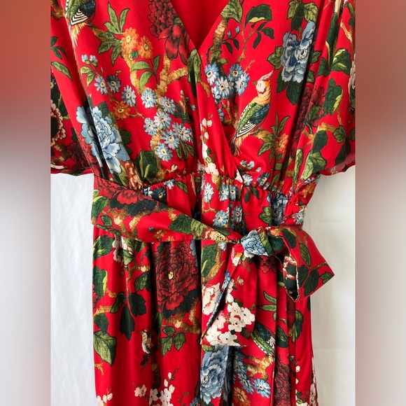 Alice + Olivia Clarine Silk Red Dress Floral Wrap Size 6 - Picture 5 of 13